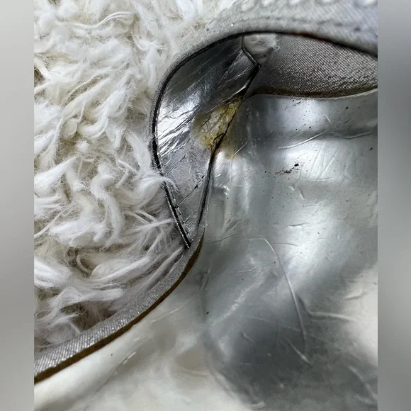 Carlos Santana Heels size 6.5M Silver - Picture 15 of 16